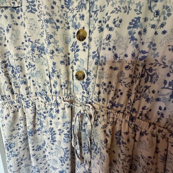 Lucky Brand | Short Sleeve Utility Dress | Printed Blue Floral - Picture 5 of 8